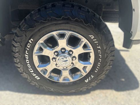 Used 2022 RAM 2500 Laramie w/ Snow Chief Group AWD/4WD image 13