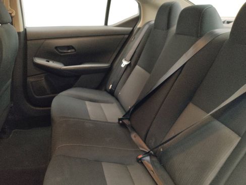 Used 2025 Nissan Sentra SV FWD image 18