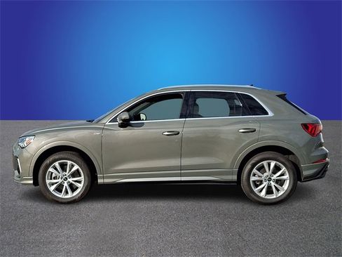 Used 2024 Audi Q3 2.0T Premium image 7
