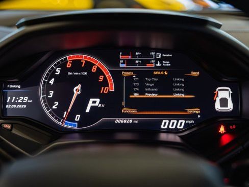 Used 2015 Lamborghini Huracan LP 610-4 image 36