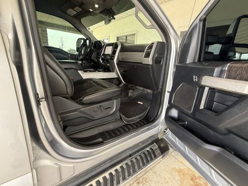 Used 2020 Ford F350 Lariat w/ Lariat Ultimate Package image 28