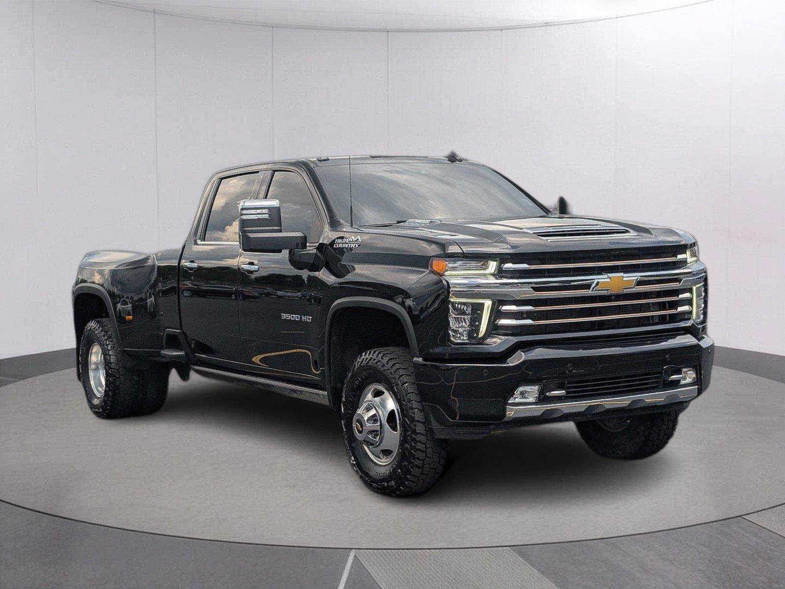 Used 2022 Chevrolet Silverado 3500 High Country w/ LPO, Hitch Package AWD/4WD image 9