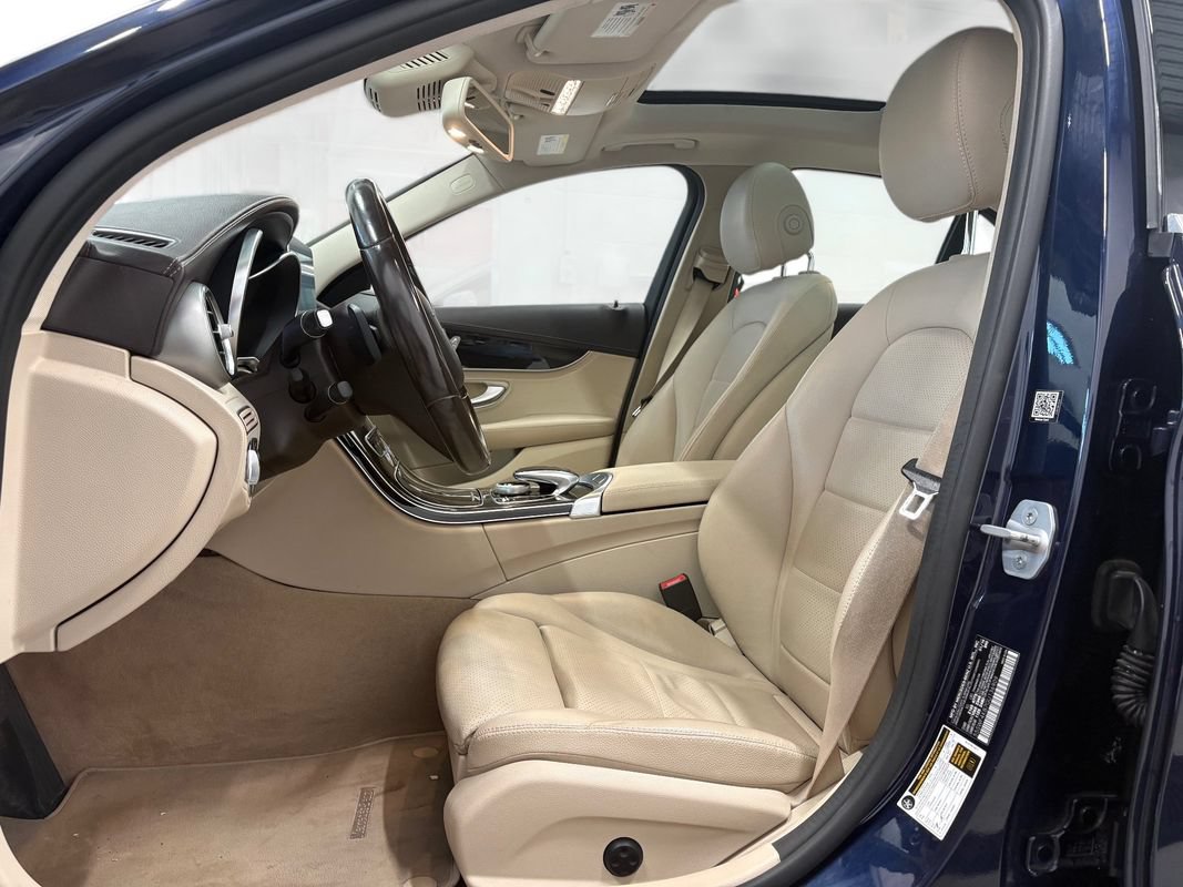 Used 2016 Mercedes-Benz C 300 4MATIC Sedan image 10