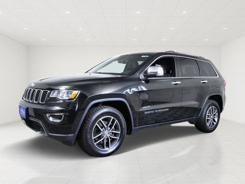 Used 2018 Jeep Grand Cherokee Limited w/ Trailer Tow Group IV AWD/4WD image 3