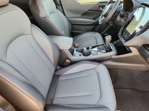 New 2026 Subaru Crosstrek 2.5i Limited w/ Crosstrek Mirror Package image 10