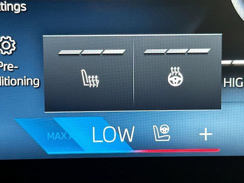 Certified 2024 BMW iX xDrive50 w/ Convenience Package AWD/4WD image 21