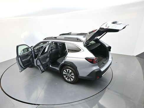 Used 2024 Subaru Outback Limited AWD/4WD image 39