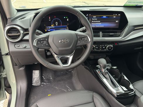 New 2026 Chevrolet Trax ACTIV w/ Driver Confidence Package FWD image 13