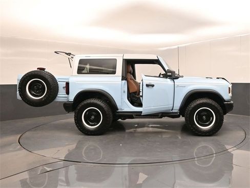 Used 2024 Ford Bronco Heritage Edition image 69