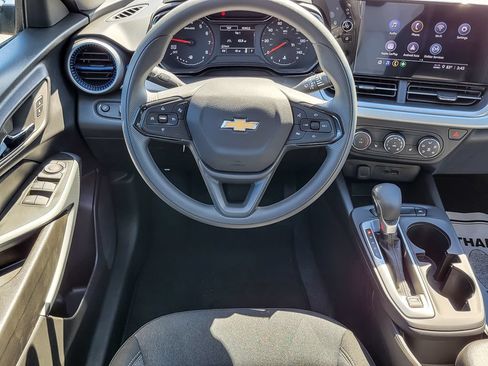 New 2026 Chevrolet Trax LS w/ LS Convenience Package FWD image 10