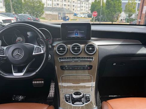 Used 2018 Mercedes-Benz GLC 43 AMG 4MATIC image 28