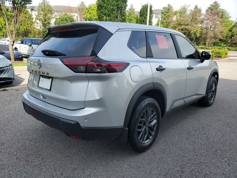 Certified 2025 Nissan Rogue S FWD image 4