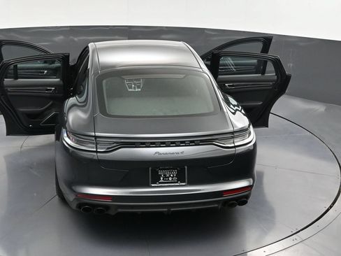 Used 2023 Porsche Panamera 4 Platinum Edition AWD/4WD image 35