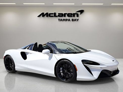 New 2026 McLaren Artura Spider RWD image 7