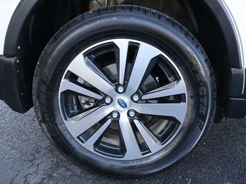 Used 2019 Subaru Outback 3.6R Limited w/ Popular Package #2 AWD/4WD image 44