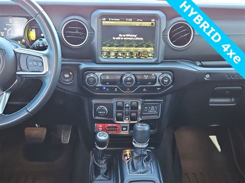 Used 2022 Jeep Wrangler Unlimited Rubicon 4xe image 21