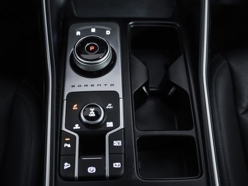 Used 2023 Kia Sorento EX w/ Panoramic Sunroof Package image 19