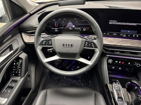 Certified 2025 Audi Q5 Premium Plus w/ Premium Plus AWD/4WD image 14