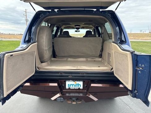 Used 2003 Ford Excursion Eddie Bauer image 26