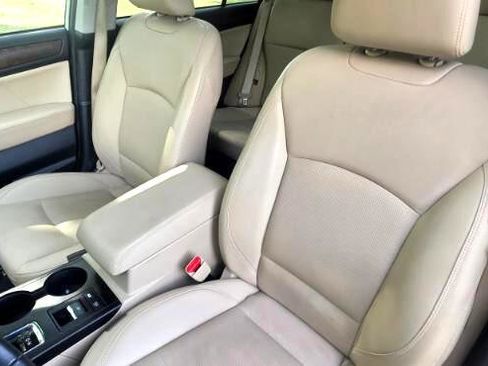 Used 2018 Subaru Outback 2.5i Limited image 37