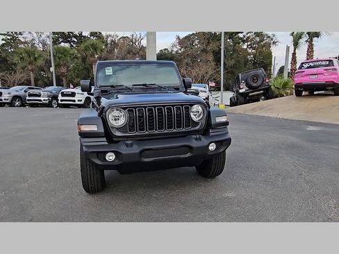 New 2026 Jeep Wrangler Sport AWD/4WD image 34