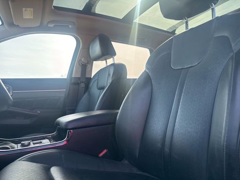Used 2022 Kia Sorento SX image 48