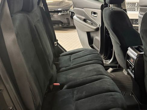 Used 2019 Nissan Murano S w/ Cargo Package image 19