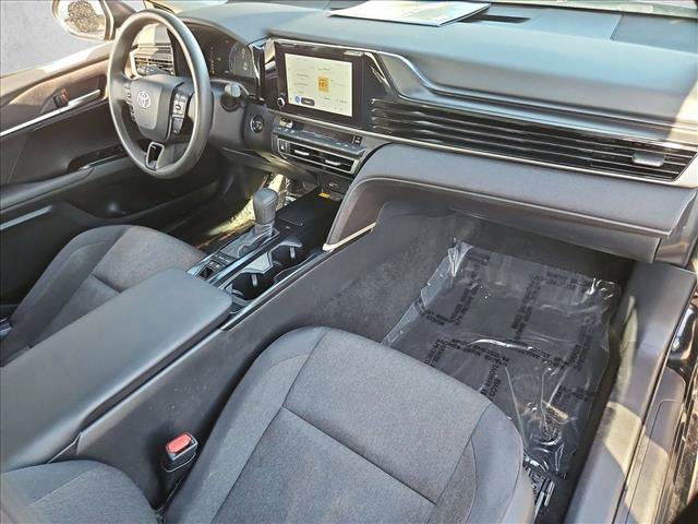 Used 2025 Toyota Camry LE FWD image 27