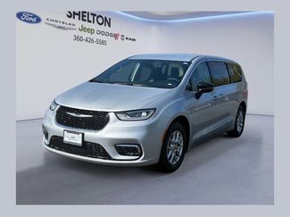 Used 2024 Chrysler Pacifica Touring-L FWD 360° Tour