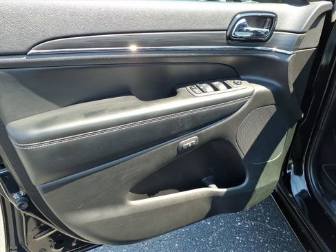 Used 2021 Jeep Grand Cherokee Limited w/ Quick Order Package 28K 80th image 14