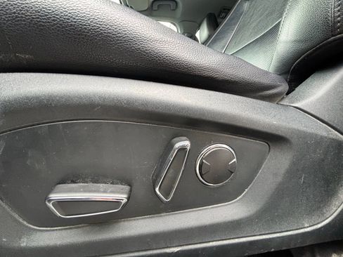 Used 2020 Ford Explorer Limited w/ Class III Trailer Tow Package AWD/4WD image 9