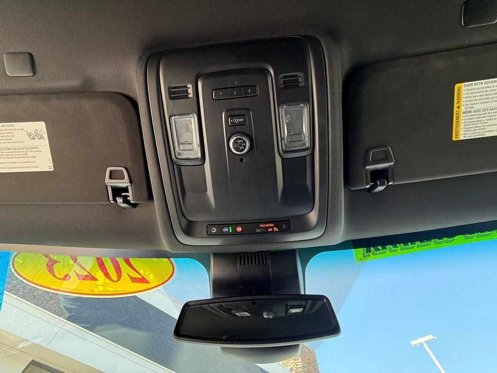 Used 2023 Chevrolet Tahoe LT AWD/4WD image 33