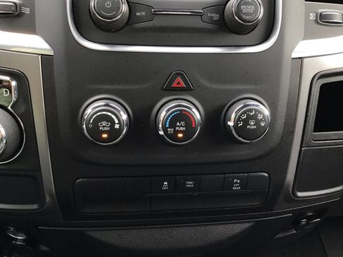 Used 2024 RAM 1500 Classic Warlock RWD image 17