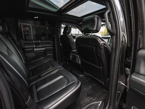 Used 2018 Ford F150 Platinum w/ Technology Package image 39