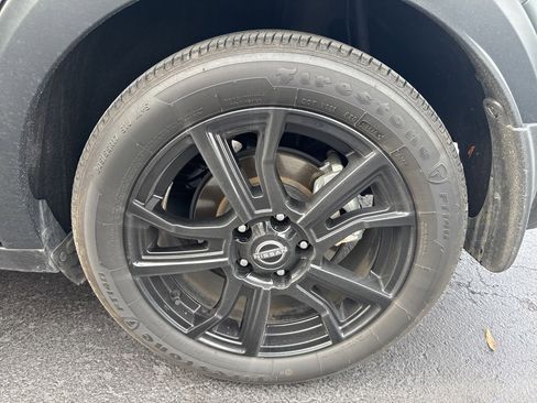 Used 2024 Nissan Kicks SR w/ SR Premium Package image 11