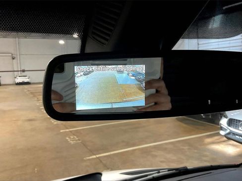 Used 2025 Mercedes-Benz Sprinter 2500 image 21