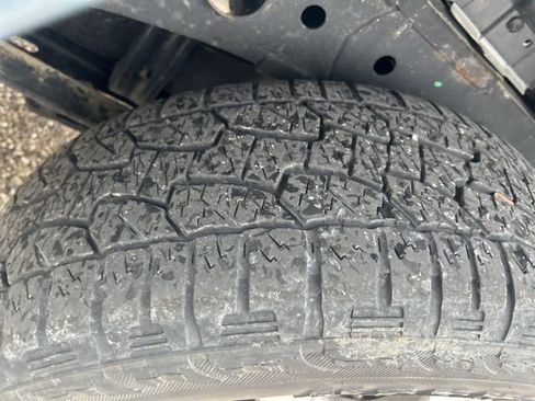 Used 2023 Ford Ranger Lariat w/ FX4 Off-Road Package AWD/4WD image 19