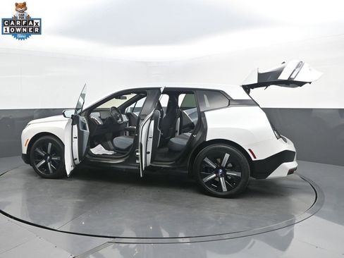 Certified 2024 BMW iX xDrive50 w/ Premium Package AWD/4WD image 50