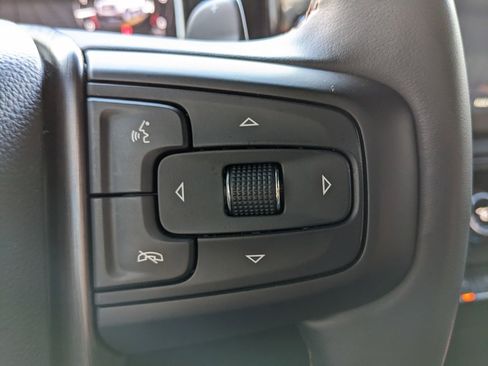 Used 2025 GMC Sierra 1500 AT4 image 29