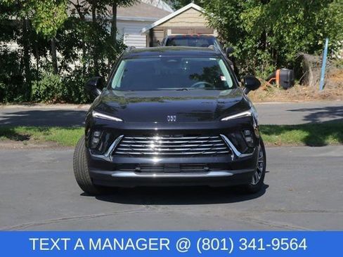 New 2025 Buick Envision Preferred image 2