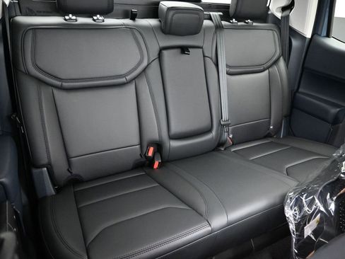 New 2025 Ford Maverick Lariat w/ Black Appearance Package image 36