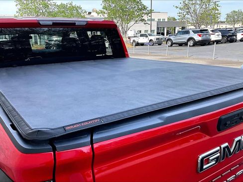 Used 2022 GMC Sierra 1500 Elevation w/ LPO, Elevation Black Package RWD image 33