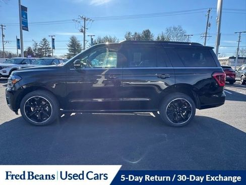 Certified 2022 Ford Expedition Limited image 4