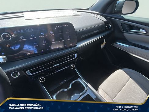 New 2026 Chevrolet Traverse LT w/ Driver Confidence Package FWD image 21