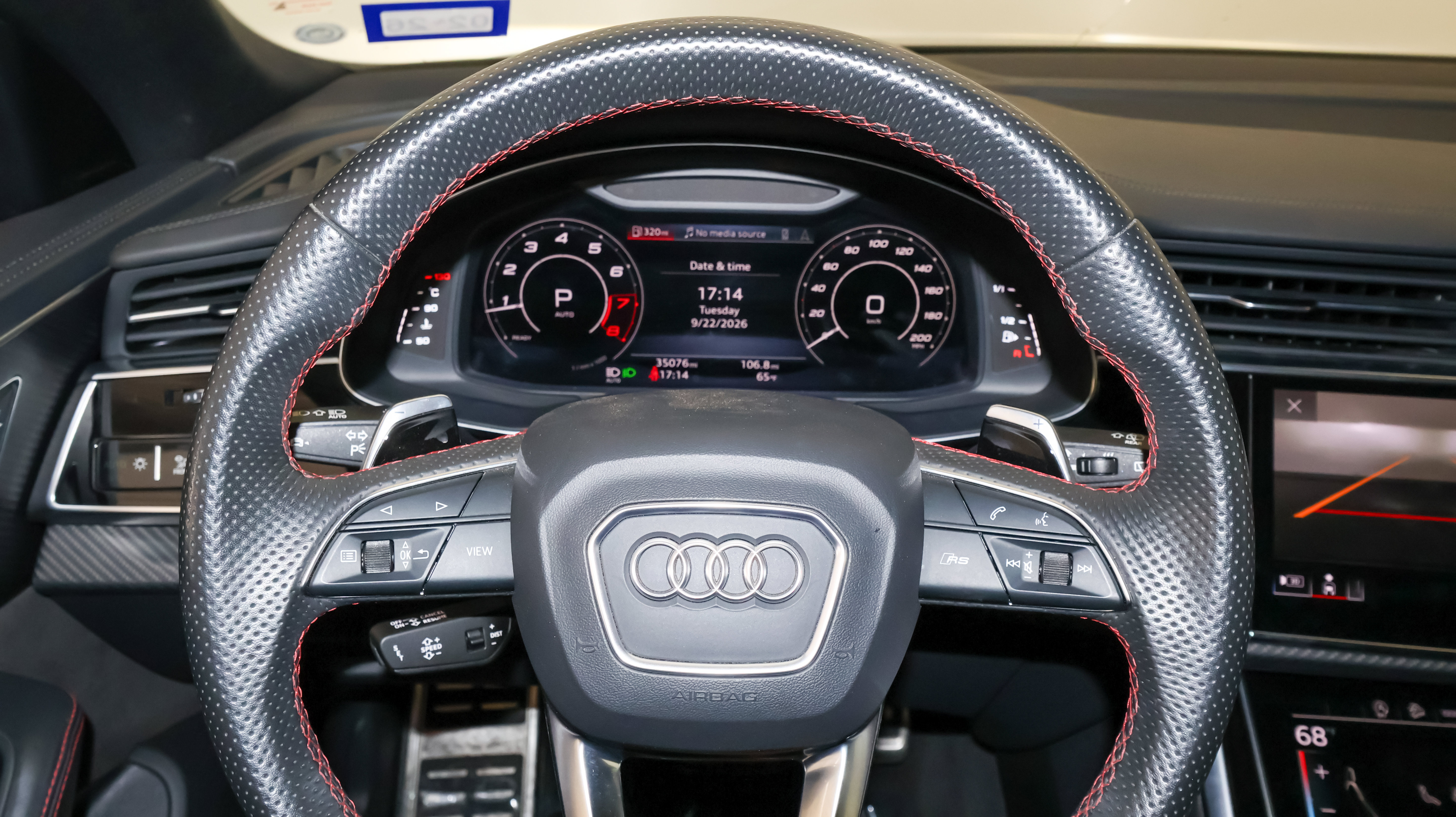 Used 2022 Audi RS Q8 AWD/4WD image 36