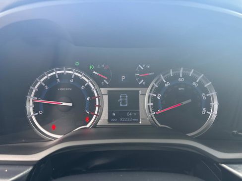 Used 2018 Toyota 4Runner TRD Off-Road Premium image 28