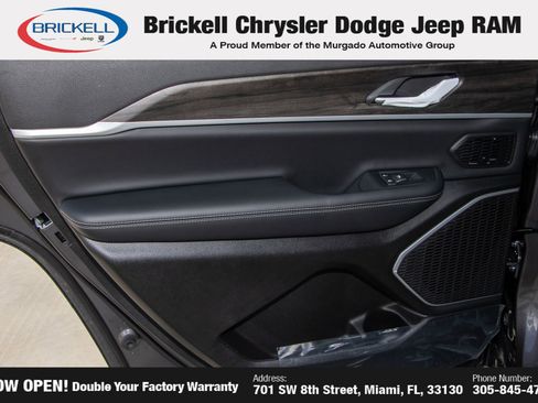 New 2026 Jeep Grand Cherokee L Limited AWD/4WD image 10