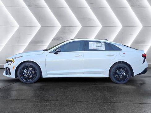 New 2026 Kia K5 GT-Line image 2