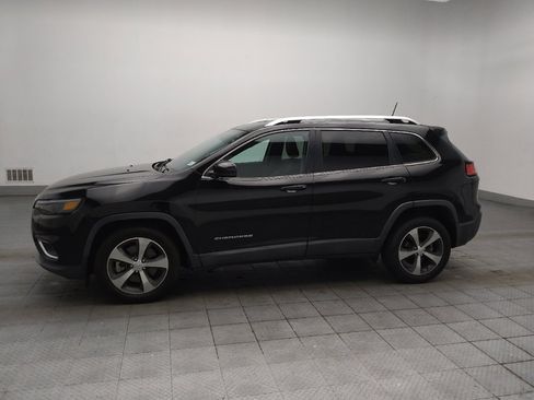 Used 2019 Jeep Cherokee Limited FWD image 2
