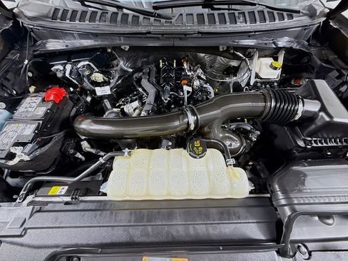 Used 2025 Ford Expedition Max Active image 32